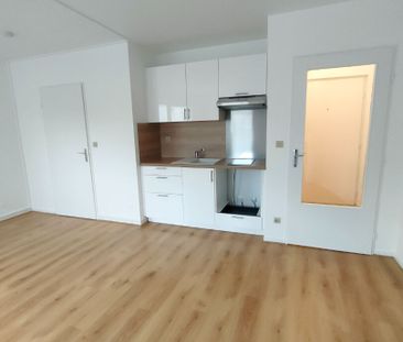 Location Appartement 1 pièce 31m² - Photo 5