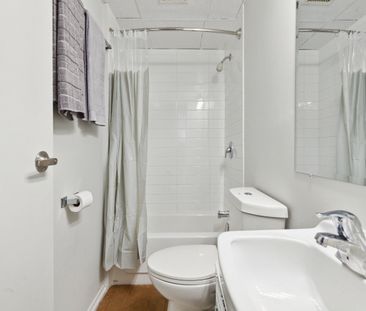 Deluxe Plus - Somerset, Halifax - Photo 6