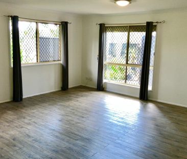 Freshly painted! - Photo 1