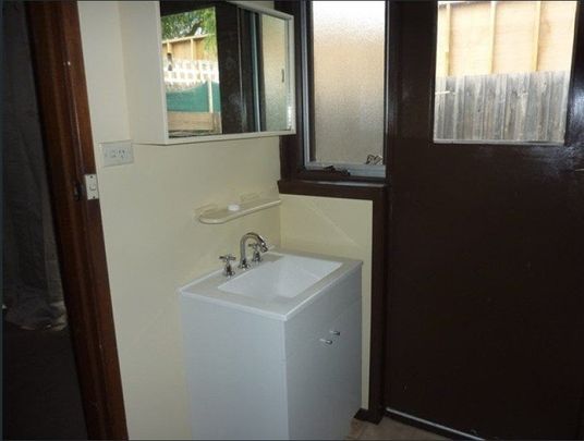 ONE BEDROOM UNIT IN GREAT LOCATION - Photo 1