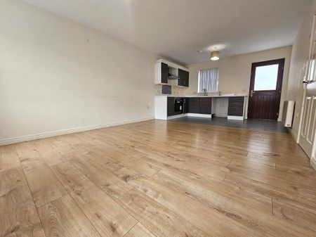59e Main Street, Randalstown, BT41 3BB - Photo 2