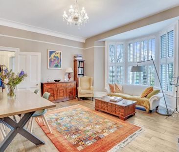 3 bedroom flat to rent - Photo 2