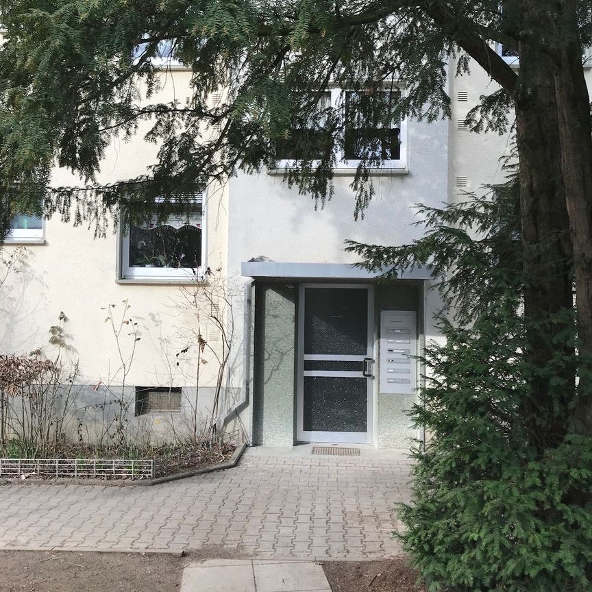 Helle 3-Zimmer-Wohnung mit Balkon und zusätzlichem Stauraum - Photo 1