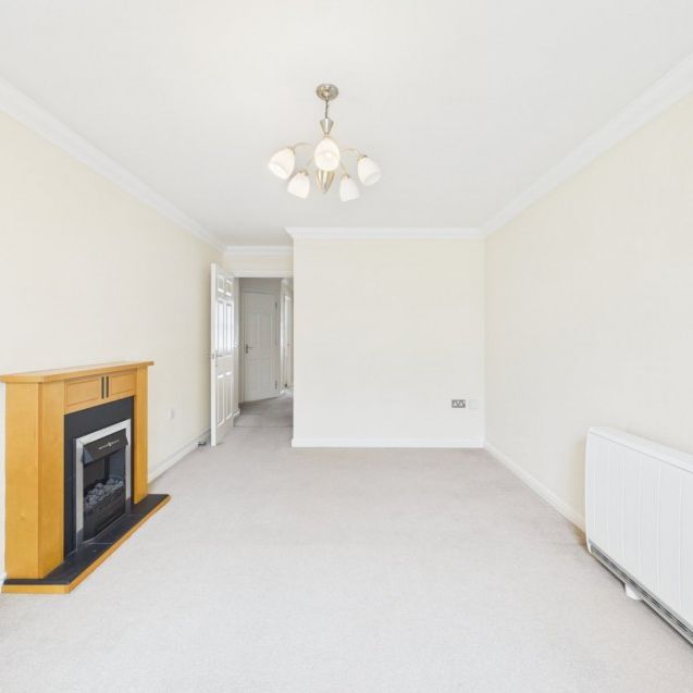 128-132 Clarence Road, Windsor,SL4 - Photo 1
