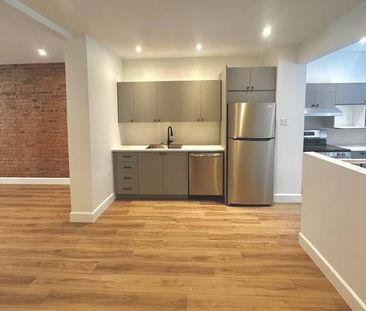 Desirable Mile End Location. Newly Renovated Large 2+ Bedroom - Photo 2