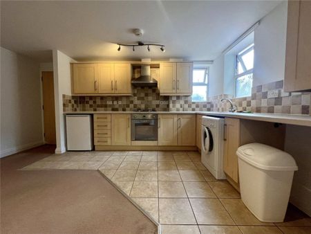 Lorne Park Road, Bournemouth, Dorset, BH1 - Photo 5