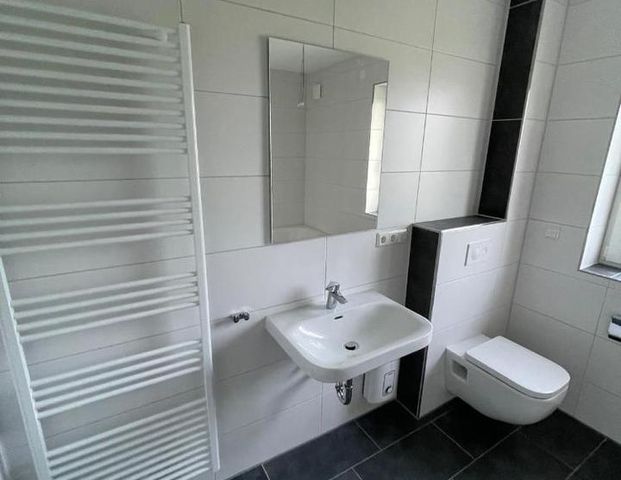 2-Zimmer-Wohnung zur Miete: Energieeffizient & stilvol - Photo 1