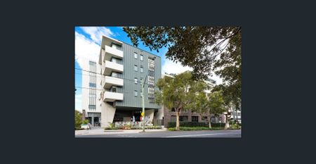 Part-furnished designer apartment opposite Waterloo oval - Photo 3