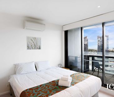 Living The Luxury Lifestyle - Photo 1