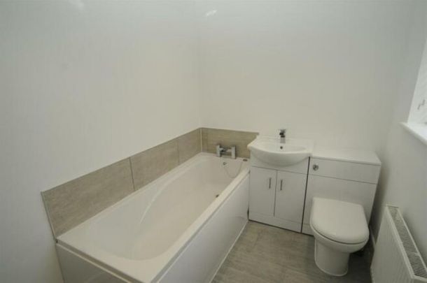 Dickenson Street - Warrington - WA2 - Photo 1