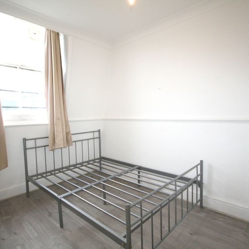 1 Bed Flat, London, W2 - Photo 1