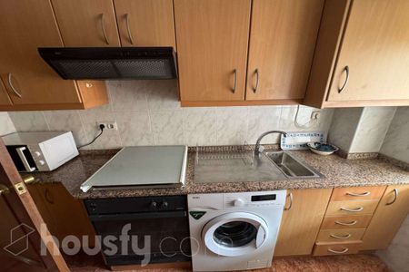 Piso de alquiler en Avenida de Juan Carlos I, S/n, Santo Angel - Photo 5