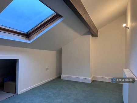 2 bedroom terraced house to rent - Photo 4