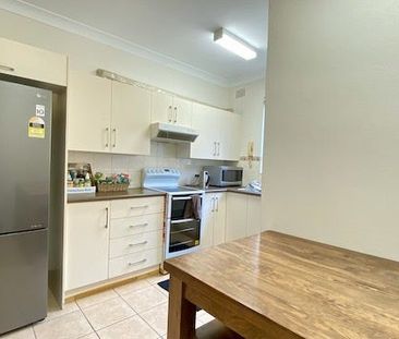 Furnished 2 bedroom unit - Photo 3