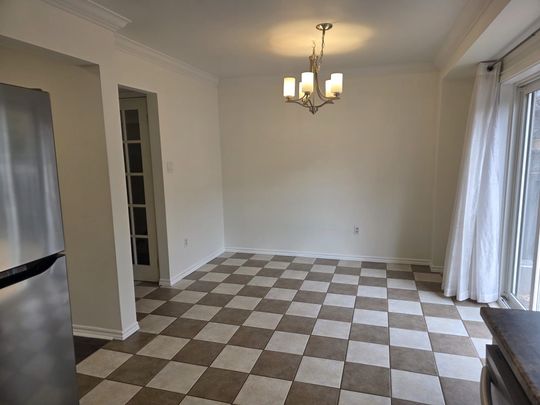 For Lease - 25 Fry Crescent, Clarington, Ontario - Photo 1