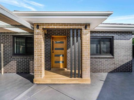 4 Charlotte Close Lurnea - Photo 3