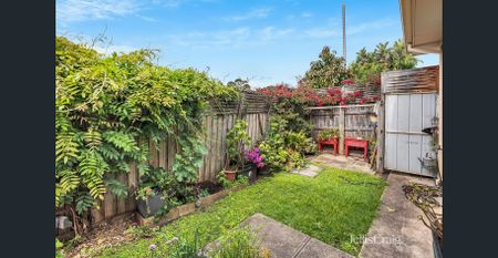 Two-Bedroom Property in Brunswick - Photo 3