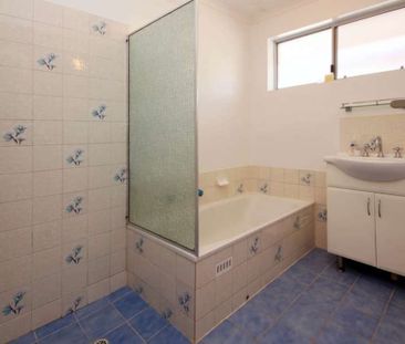 4-Bedroom Home in Prime Sturt Location – Walk to Marion Shopping Ce... - Photo 5