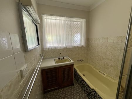 24 Manning River Dive, Taree NSW 2430 - House For Rent | Domain - Photo 3