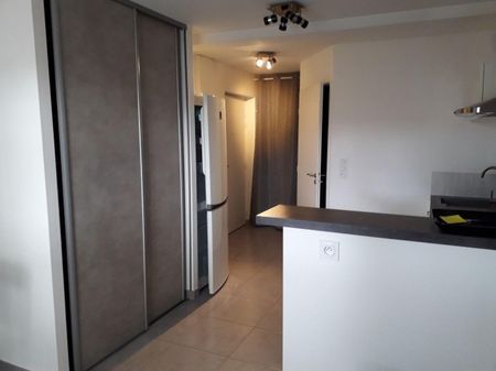 Location Appartement 1 pièce 24m² TROYES 10000 - Photo 3