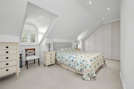6 bedroom terraced house to rent - Photo 4