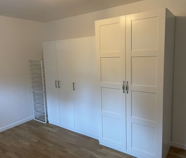 Gamla Enköpingsvägen, Sundbyberg - Photo 2