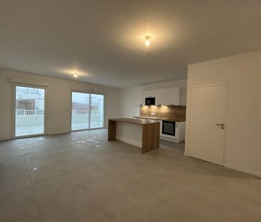 Location Appartement 3 pièces 78m² BREST 29200 - Photo 2