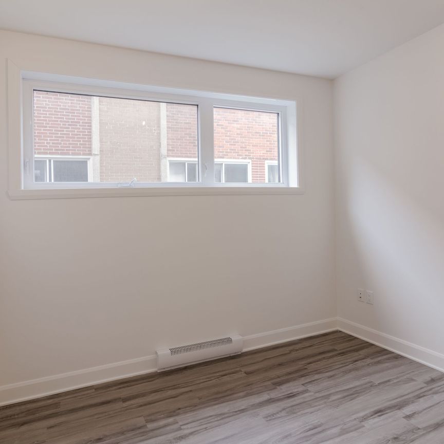 6600 Darlington - Photo 1