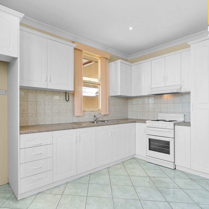 41 Battye Road, Encounter Bay SA 5211 - House For Rent | Domain - Photo 1