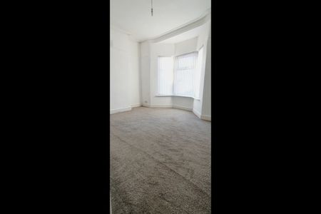 3 Bed End Terrace, Silverdale Avenue, L13 - Photo 4