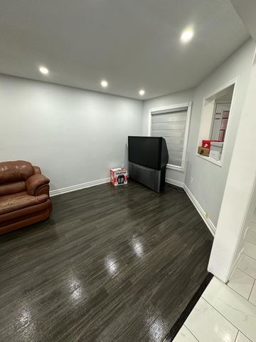 For Lease - 40 Mosley Crescent, Brampton, Ontario - Photo 5