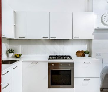 Cozy single room with balcony in the center of Milan - Photo 4