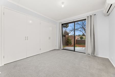 3 Roughley Place, Florey ACT 2615 - Townhouse For Rent | Domain - Photo 4