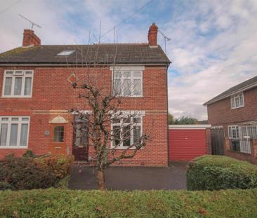 2 bedroom semi-detached house to rent - Photo 6