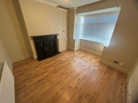 2 bedroom semi-detached house to rent - Photo 2