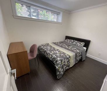 🌟 Spacious 2-Bedroom, 1-Bathroom Basement Suite 🌟 - Photo 3