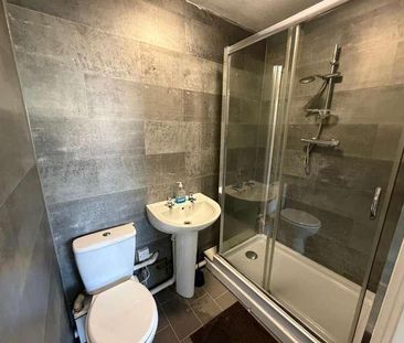 Little Cattins, Harlow, CM19 - Photo 4