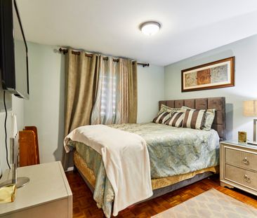 For Lease - 51 Nahanni Terrace Unit# Main & Upper, Toronto, Ontario - Photo 4