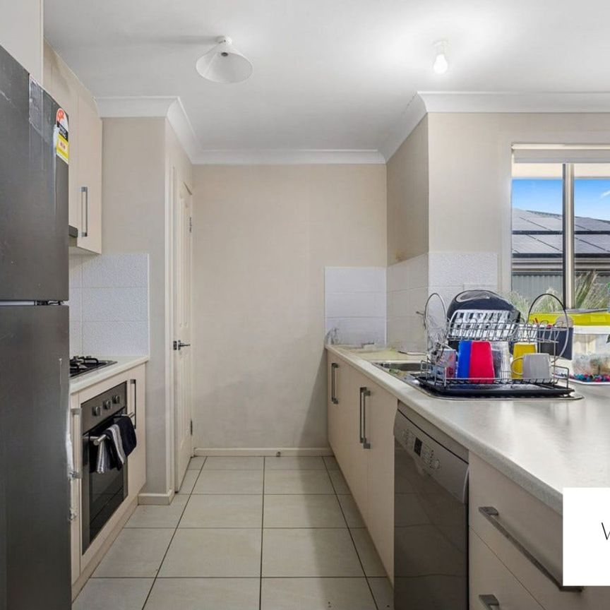 4-Bedroom Family Home in Eyre! - Photo 1
