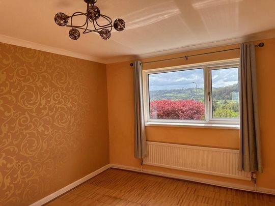 4 bedroom detached house to rent - Photo 1