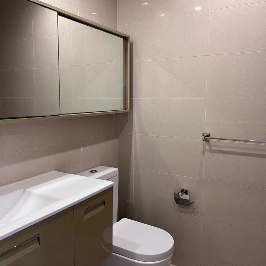 Fully Furnished Apt in the Heart of Rhodes - Photo 1