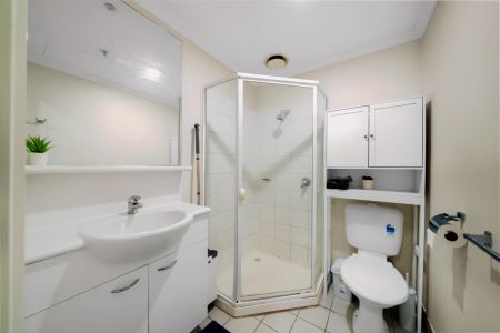 Room 1 (Private) - Photo 4