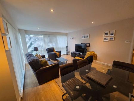 2 bedroom flat to rent - Photo 3
