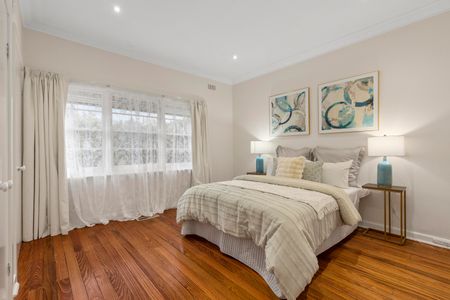 38 Bentley Street, Surrey Hills VIC 3127 - House For Rent | Domain - Photo 4