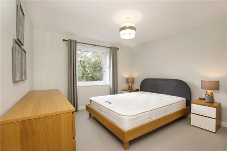 3 bedroom apartment to rent - Photo 5