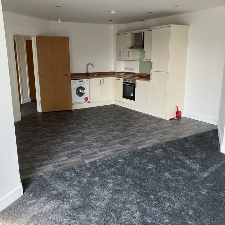 2 Bed Flat, Kirk Beston Close, LS11 - Photo 1