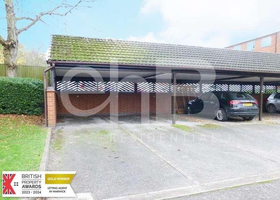 Spring Pool, Warwick, CV34 - Photo 1