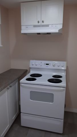 For Lease - 9 Treasure Drive, Brampton, Ontario - Photo 2