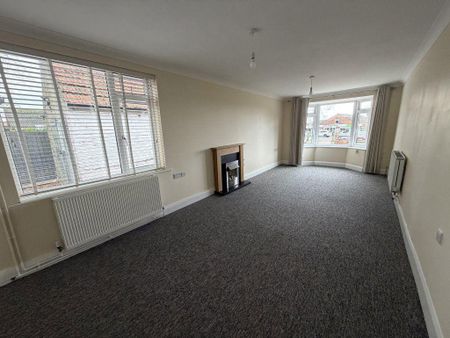 3 bedroom bungalow to rent - Photo 2