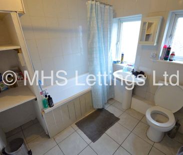 3 Bedroom Mid Terraced House for rent in Cardigan Lane - Photo 6